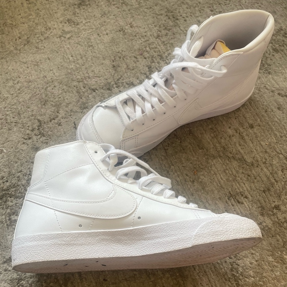 low top blazers white
